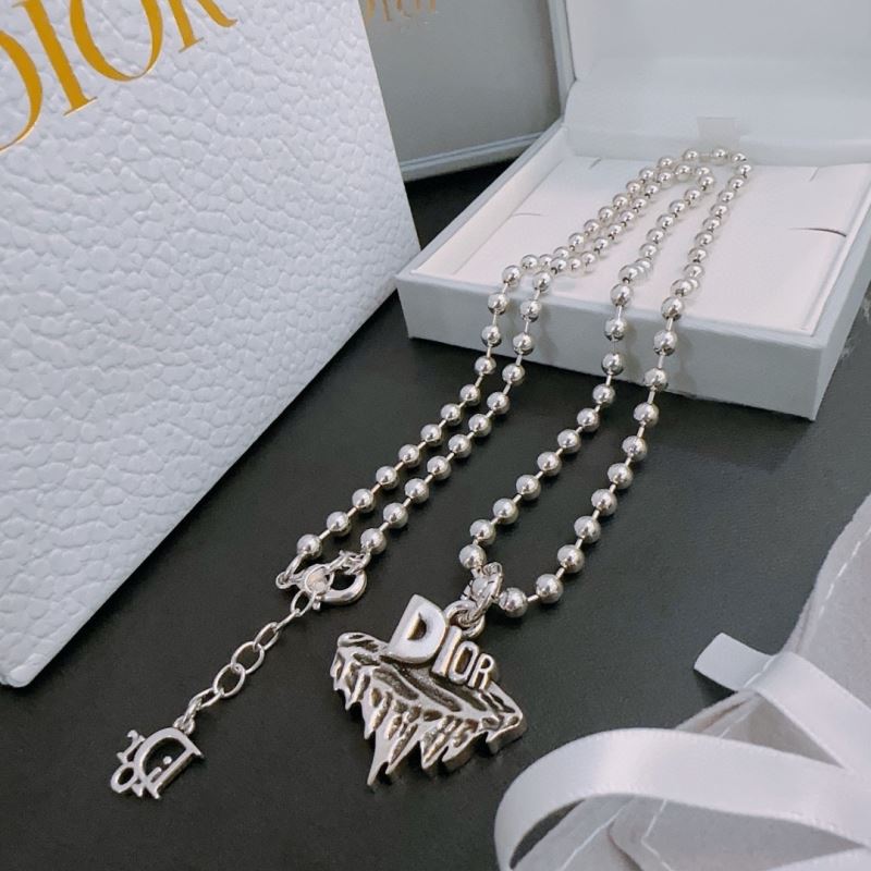 chr1st1an D10r necklaces